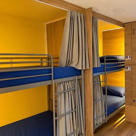 Hostel Ch Pilgrim Arzúa